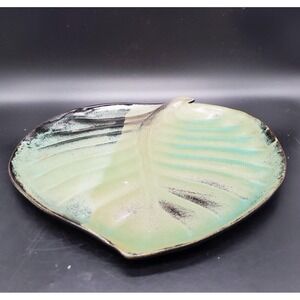 Handmade Studio Art Pottery MCM Green Leaf Shaped Tray Plate 13" Signed‎ DLP
